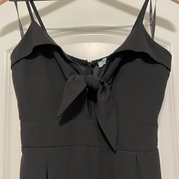 she + sky size S black pleated jumpsuit with tie-front - Picture 3 of 6